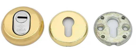 Защитная броненакладка Cisa 06460 латунь полированная (Италия)