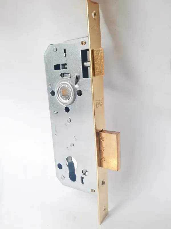 Дверний основний замок Kale 152 R 40 мм латунь