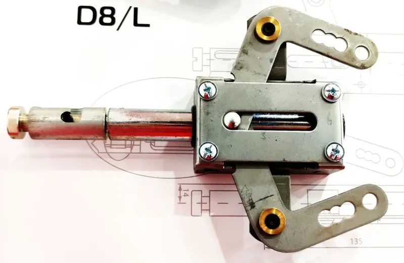 Девиатор Azzi Fausto D8/L (Італія)