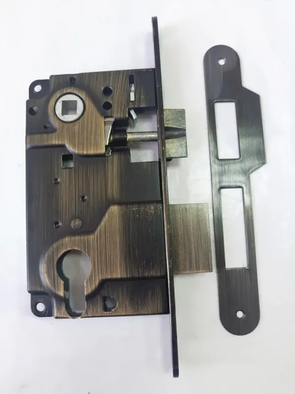 Дверний міжкімнатний замок під циліндр Armadillo LH25-50 бронза 