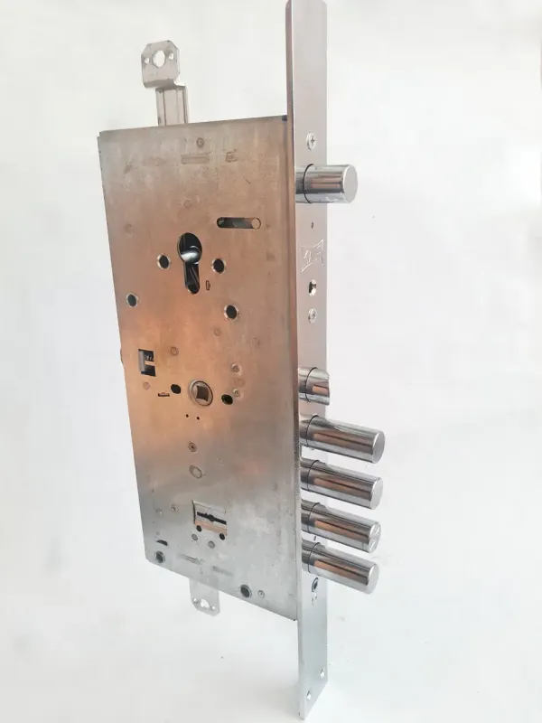 Дверний двосистемний врізний замок Kale 476 LR перекодируемый Smart Line